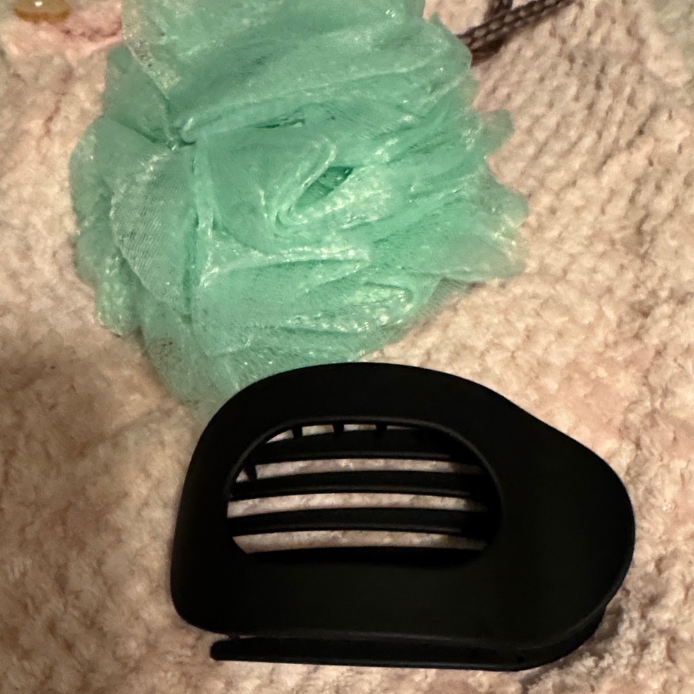Soft Pink Turban Towel, Loofah Bath Sponge, and Hair Clip Spa Set - Picture 2 of 7
